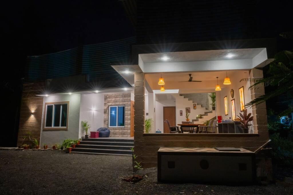 Almond Villa Find Your Paradise Alībāg Exteriör bild
