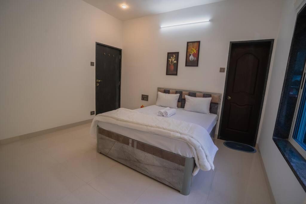 Almond Villa Find Your Paradise Alībāg Exteriör bild